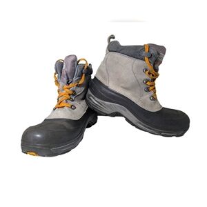 SIZE 6 The North Face Women's Winter Boots